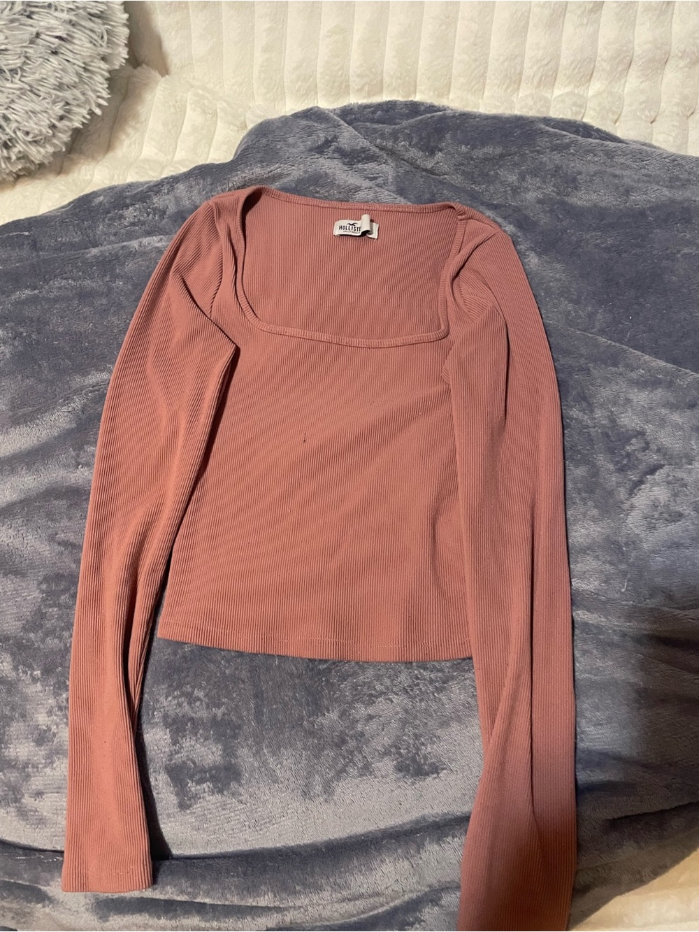 hollister ribbed long sleeve top in dusty rose up for grabs!!!!